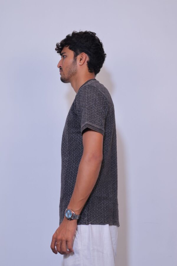 IMG_2233 Silver Edge Rounded Tee