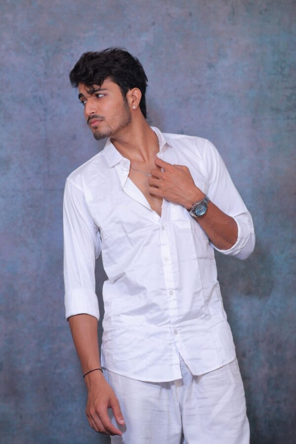 IMG_2325 Snow White Essential 100% Cotton